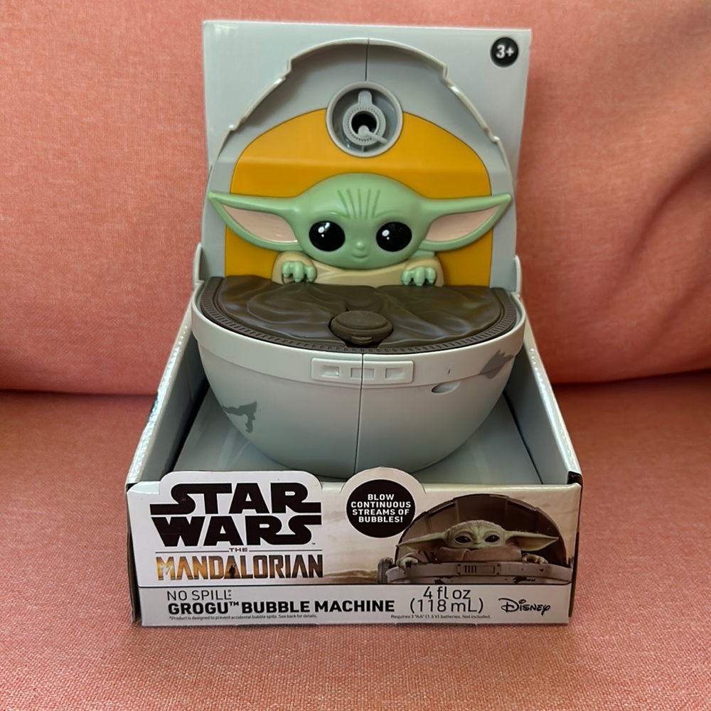 New Star Wars Mandalorian No Spill Grogu Bubble Machine Battery Operated Disney